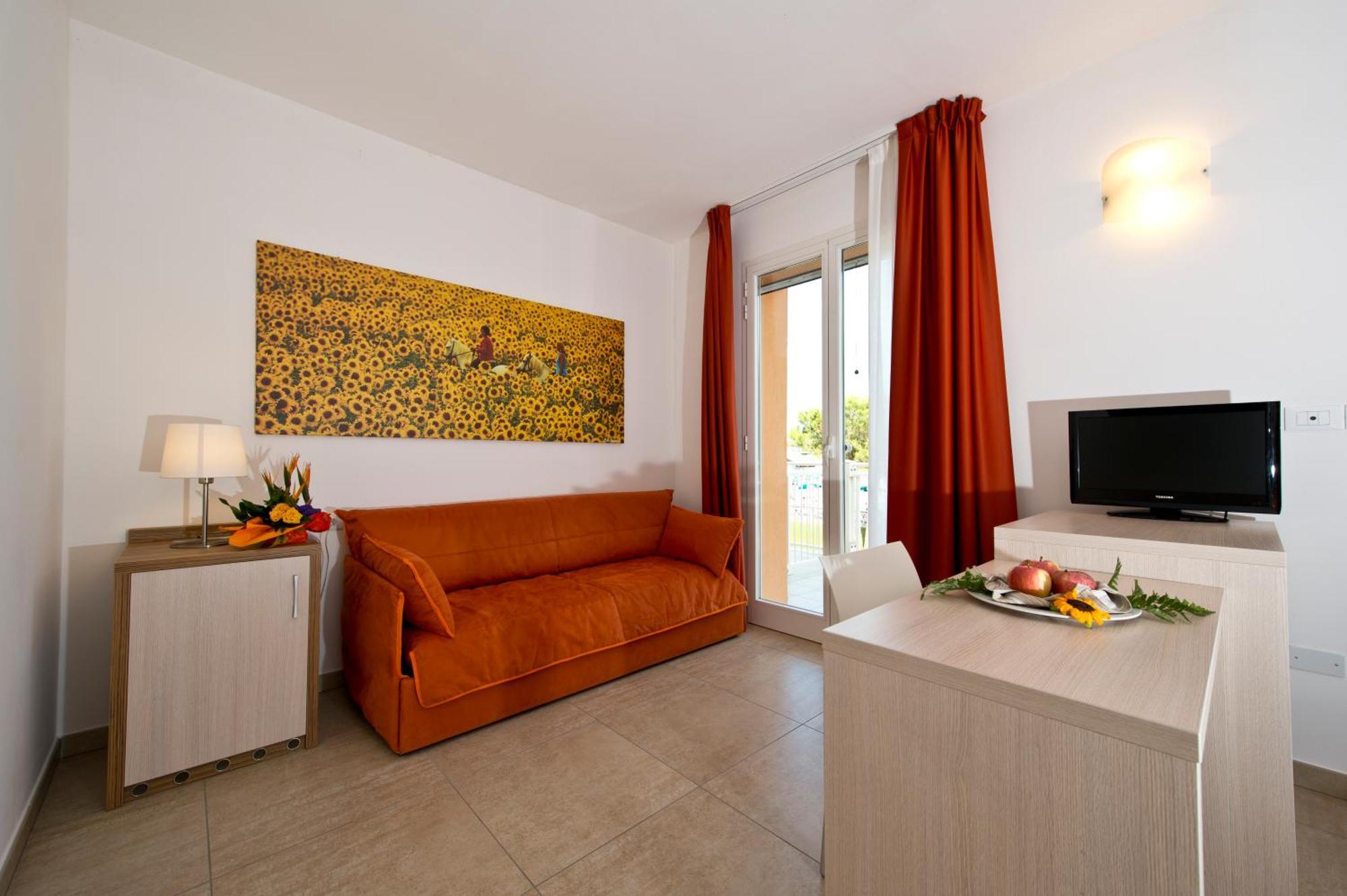 Club Village & Romea Resort 3*