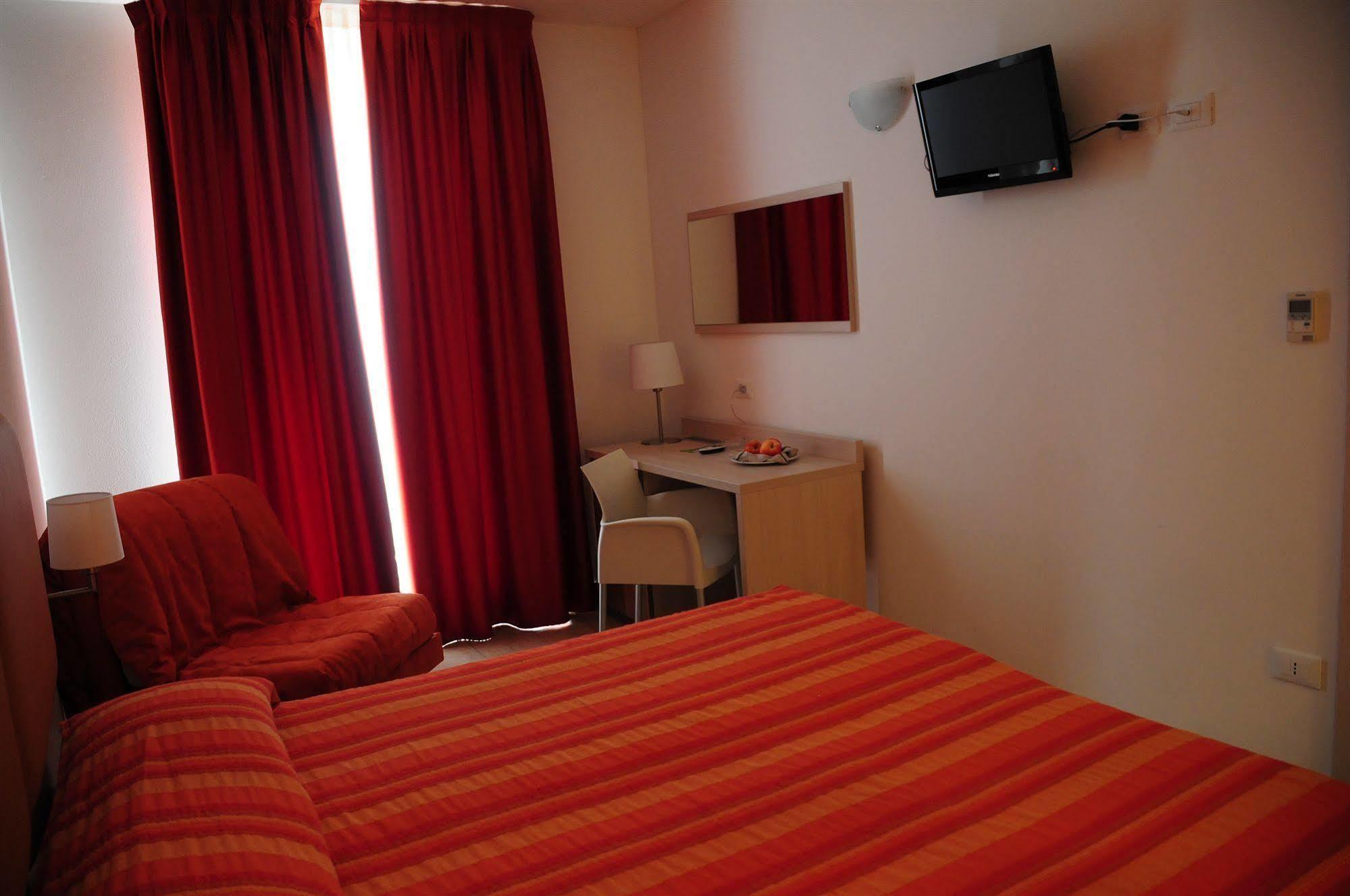 Club Village & Romea Resort 3*