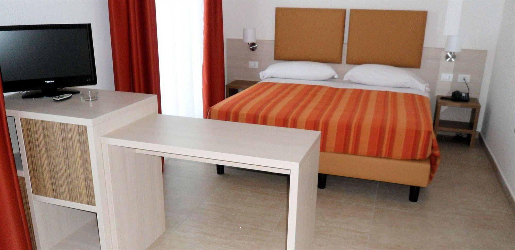 Resort Club Village & Romea 3*